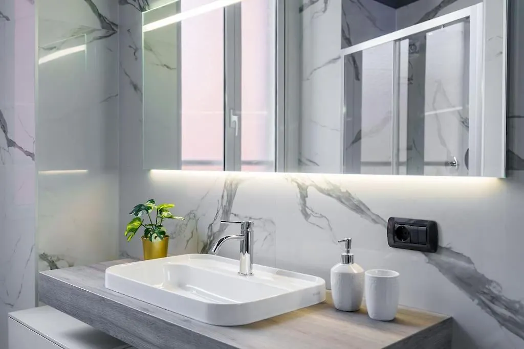 Milano City Apartments - Luxury Apartment In Porta Venezia Italy